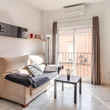 Prime Location In - 15 Min Walk To Old Town